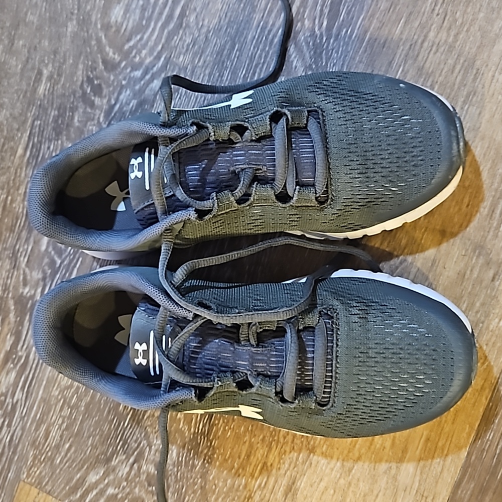 Youth Under Armour Shoes